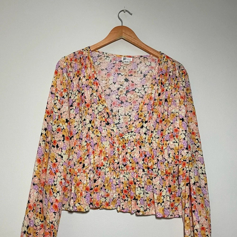 Billabong Catching Feelings Top Jrs M - Picture 3 of 9